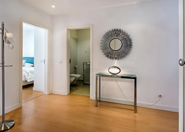 Apt. Casa Tini アパート *